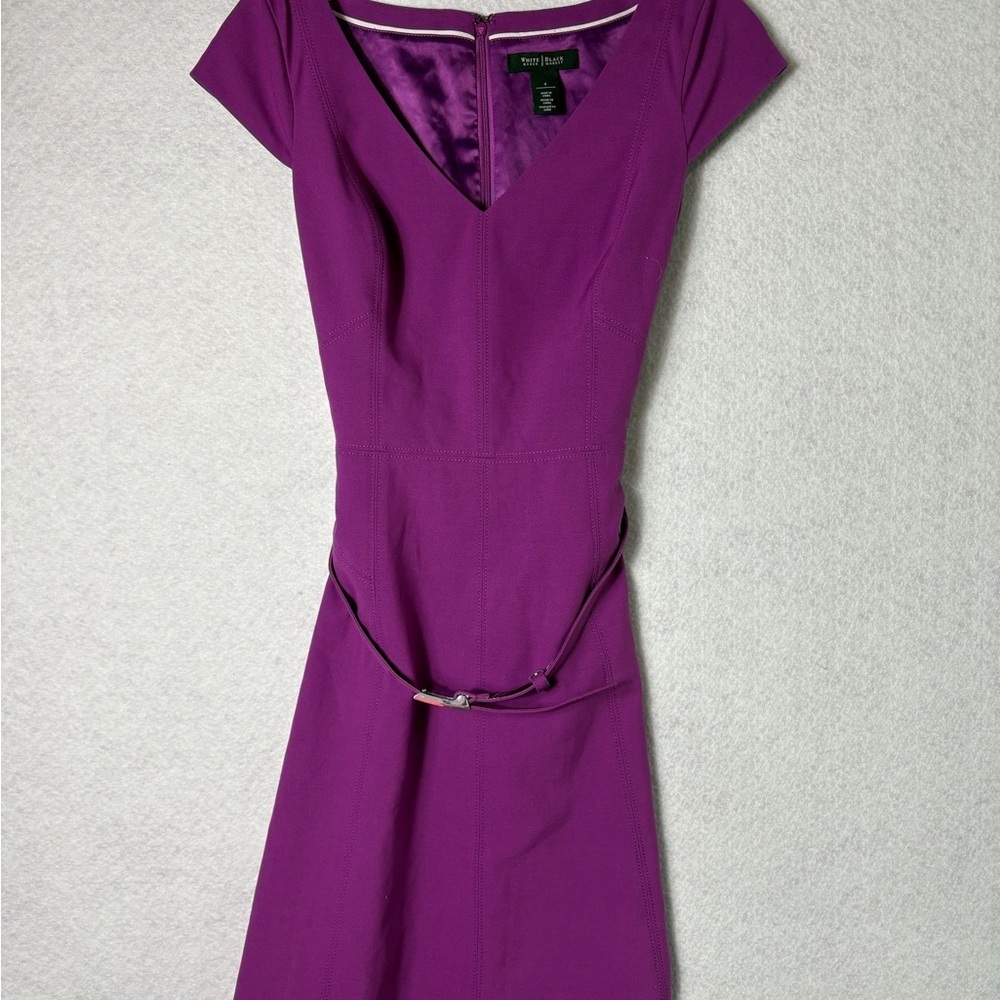 White House Black Market Magenta V-Neck Midi Sheath Dress
Size 4
Bin#418